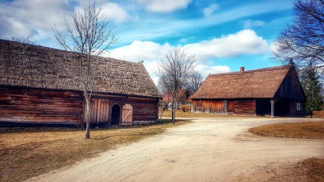 Muzeum - Kaszubski Park Etnograficzny im. Teodory i Izydora Gulgowskich we Wdzydzach